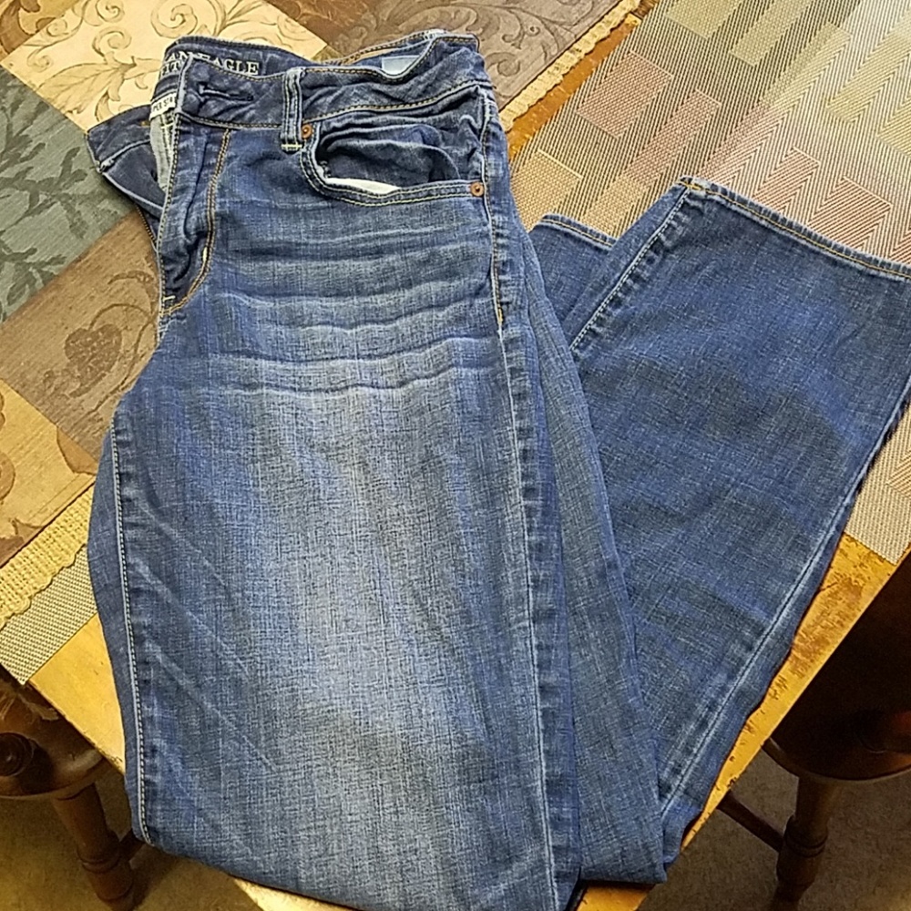 Women's American Eagle Jeans